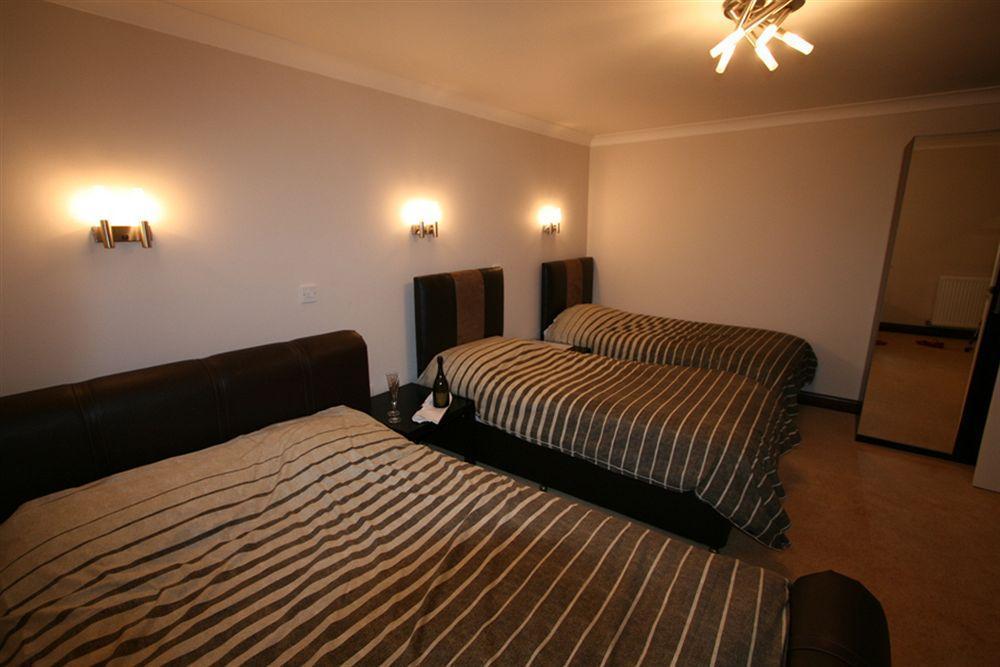 York House Hotel เวคฟิลด์ ภายนอก รูปภาพ