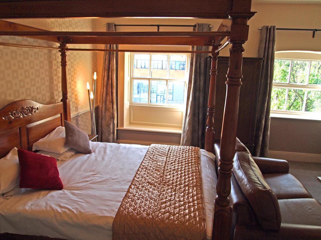 York House Hotel เวคฟิลด์ ภายนอก รูปภาพ