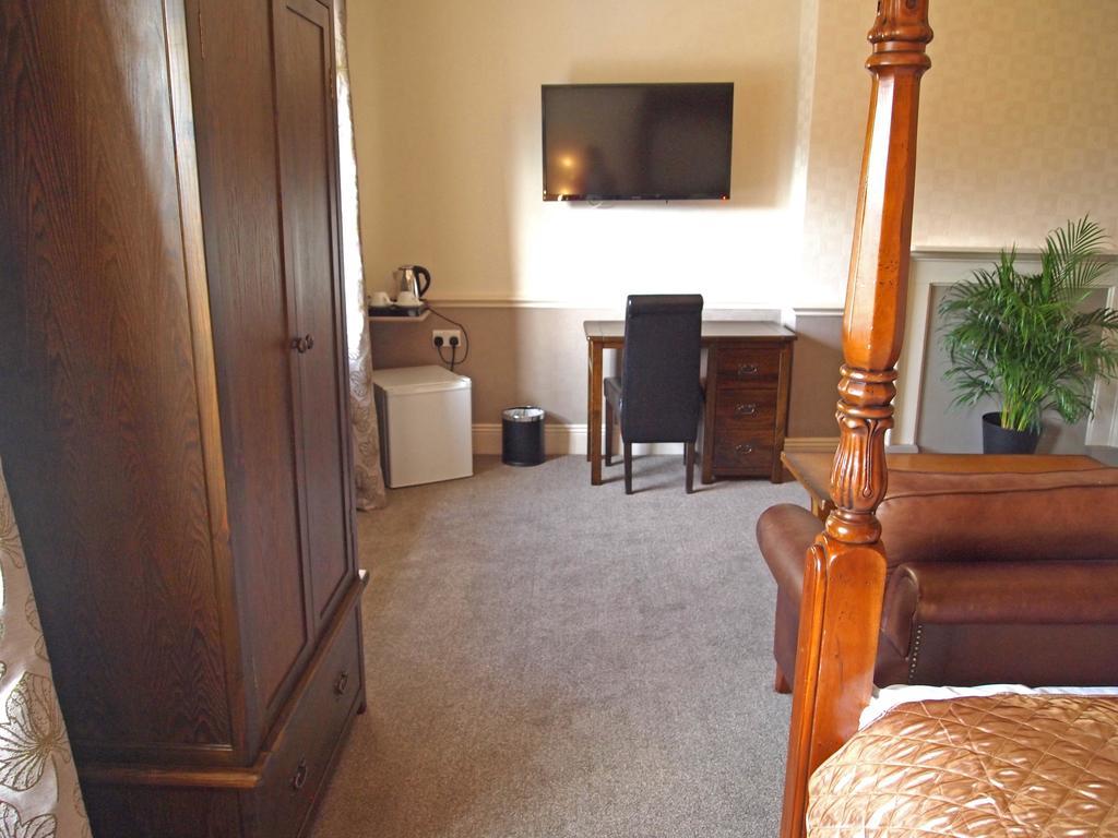 York House Hotel เวคฟิลด์ ภายนอก รูปภาพ