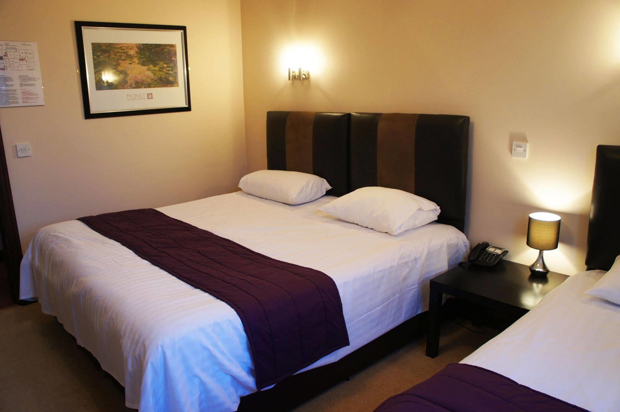 York House Hotel เวคฟิลด์ ภายนอก รูปภาพ
