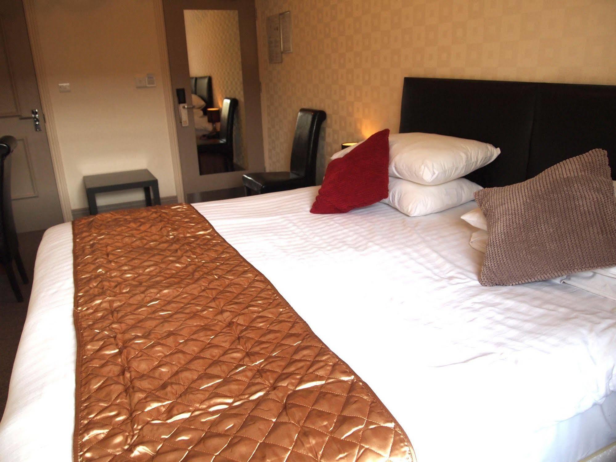 York House Hotel เวคฟิลด์ ภายนอก รูปภาพ